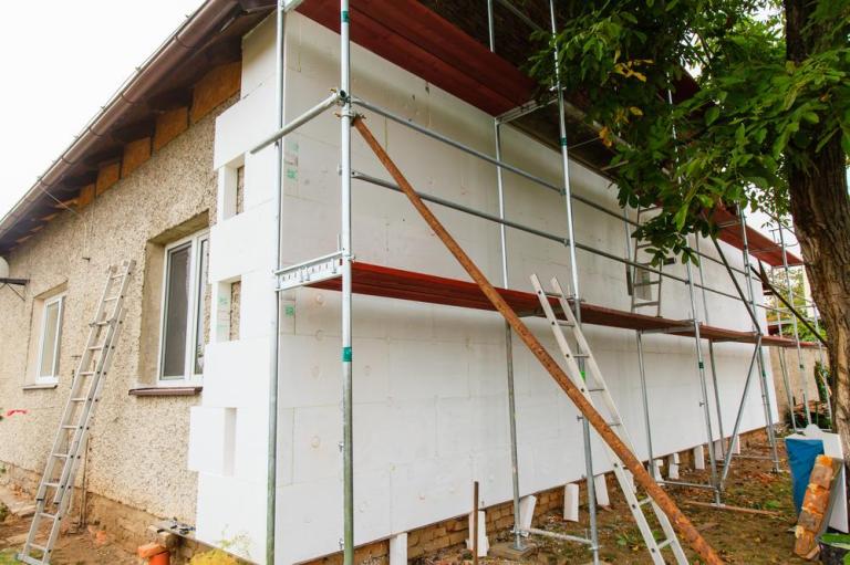 Isolation de façade à Fuveau : les avantages de l'ITE